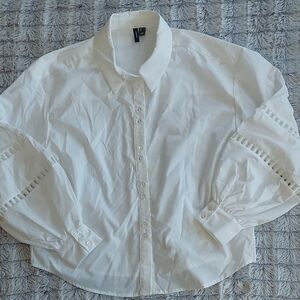 Vero‎ moda white button-down blouse small